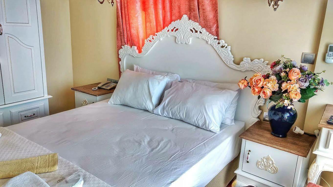 Stone Hill Hotel Айвалык Экстерьер фото